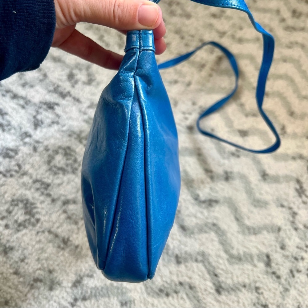 Vintage Caressa Spain Blue Leather Crossbody Bag - Picture 7 of 15